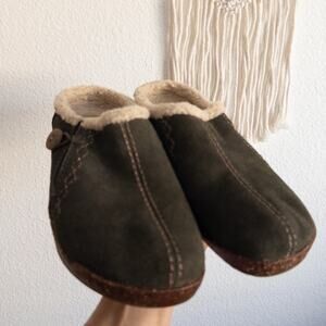 Earth Origins Aurora Johanna Mule Olive Green Suede Leather Comfort Clog 7M